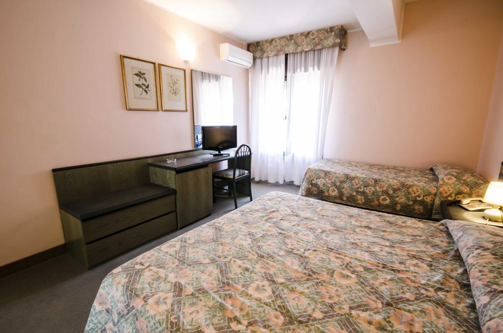 Torre Del Sole Otel Tarquinia Dış mekan fotoğraf