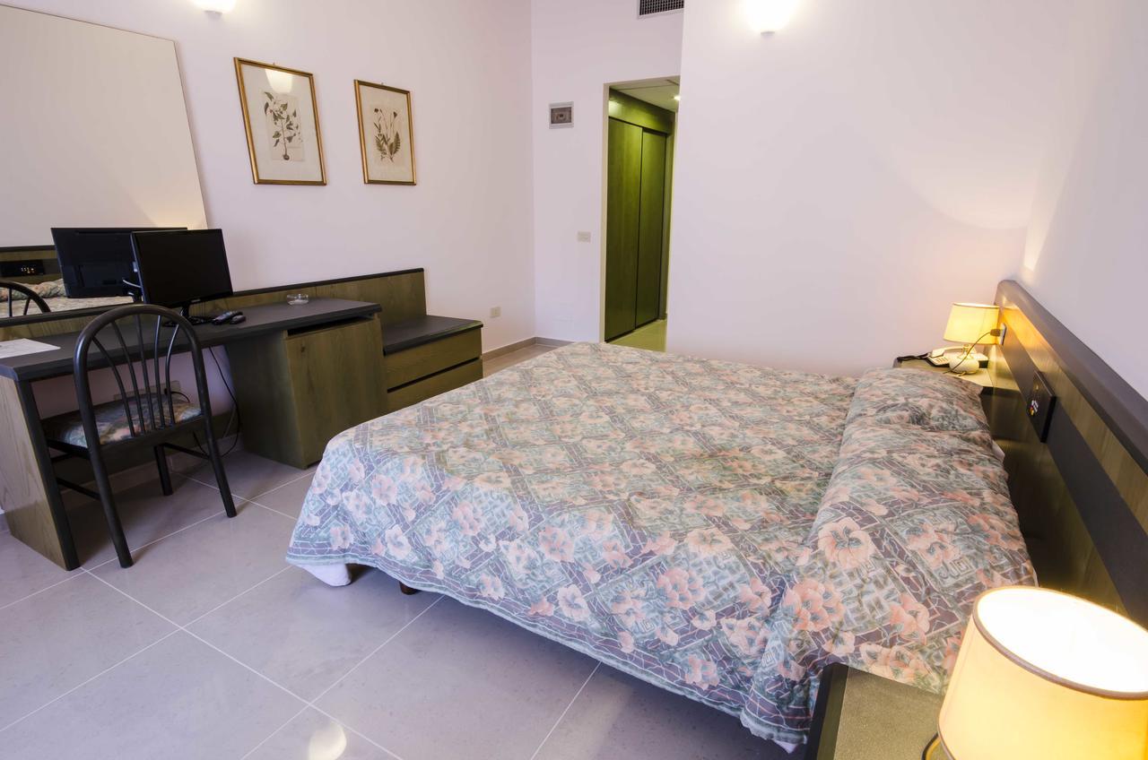 Torre Del Sole Otel Tarquinia Dış mekan fotoğraf