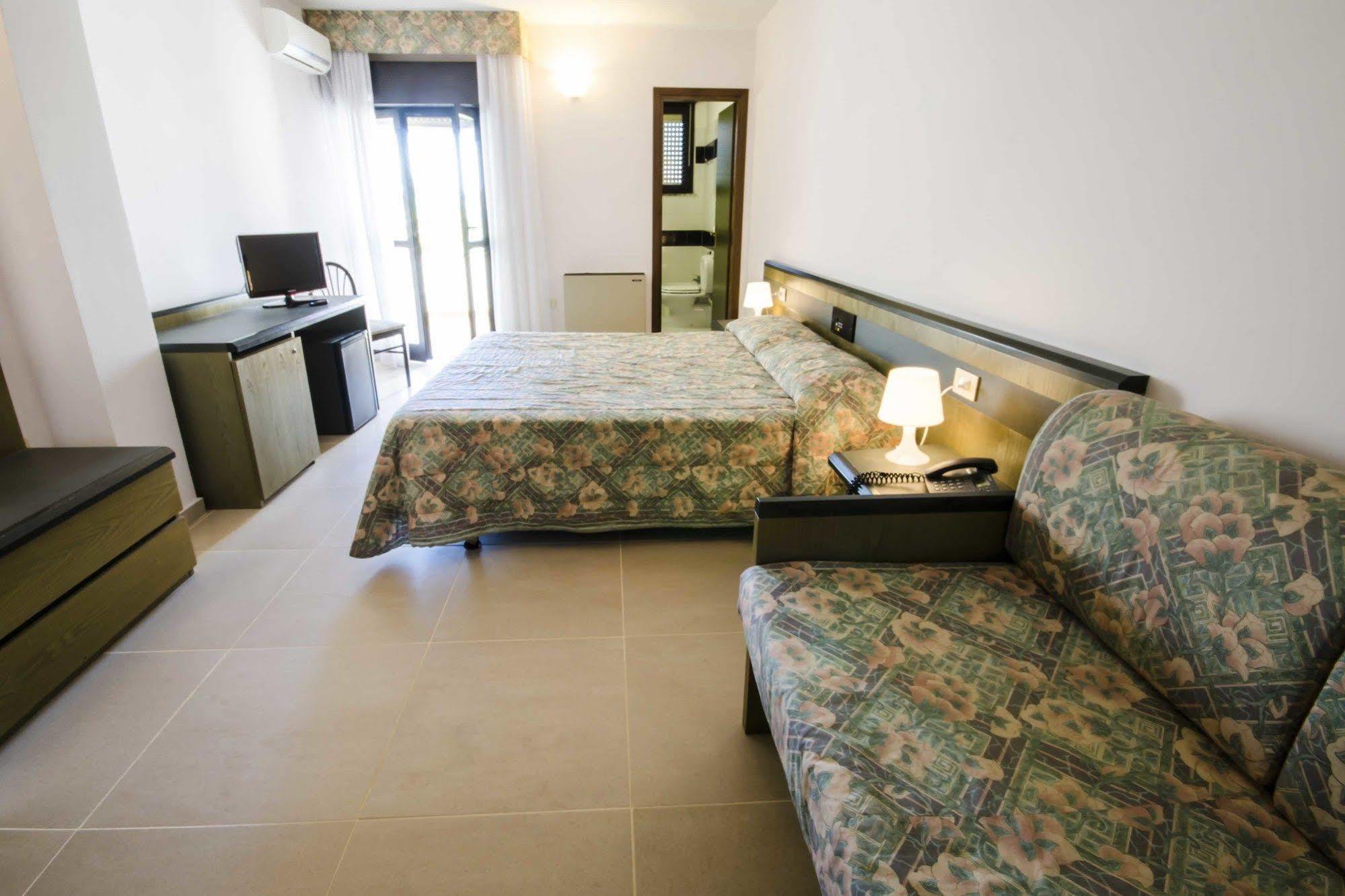 Torre Del Sole Otel Tarquinia Dış mekan fotoğraf